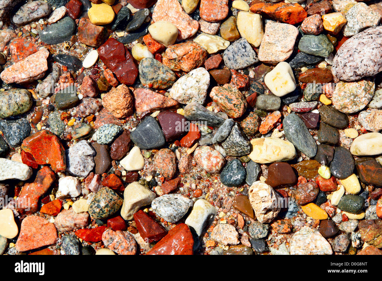 Nasse Kieselstein, als Hintergrund verwendet werden Stockfoto