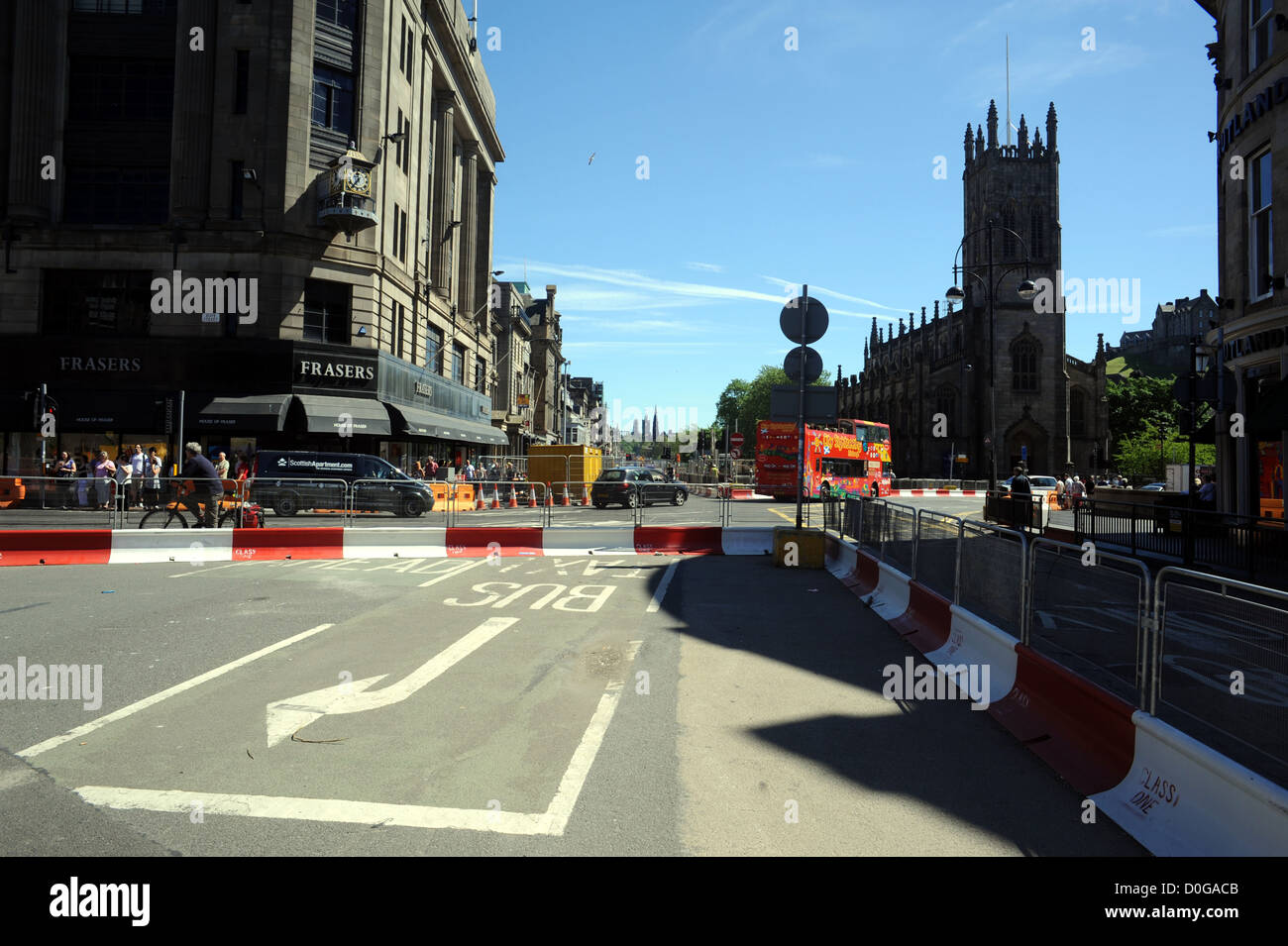 Princes Street, Edinburgh Straßenbahn Arbeiten zeigen Stockfoto