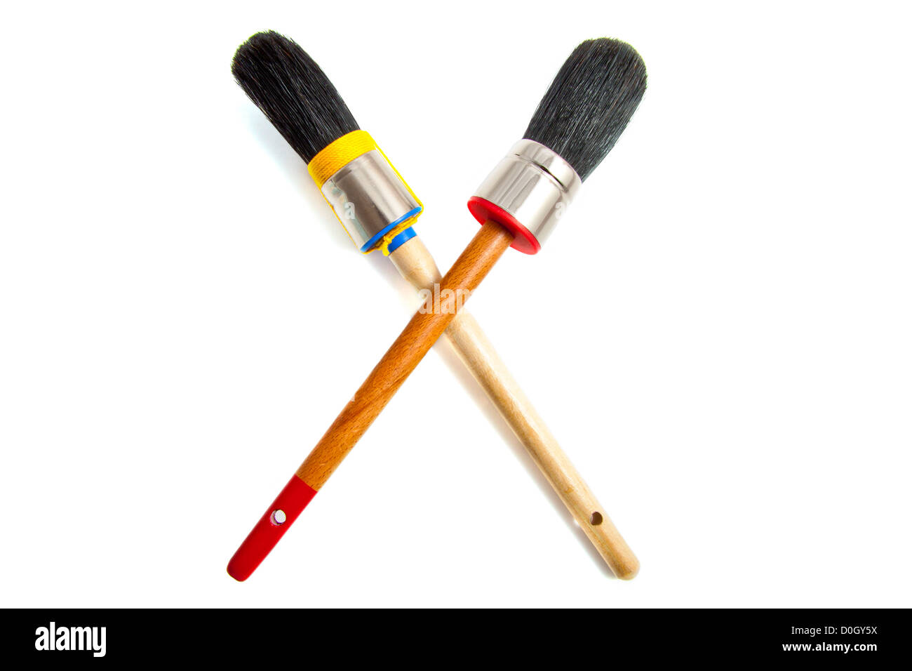 Zwei bunte Pinsel isoliert auf weiß Stockfoto