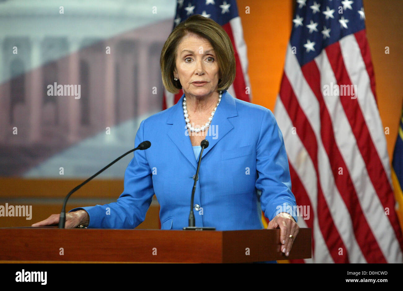 Sprecher des Repräsentantenhauses Nancy Pelosi hält ihre wöchentlichen Pressekonferenz in der US-Hauptstadt Washington DC, USA - 16.10.10 Stockfoto