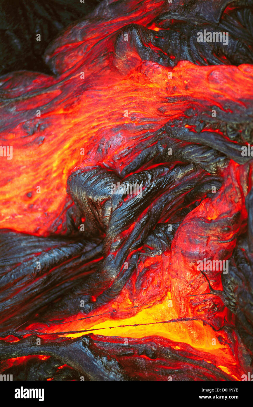 Ein Fluss der glühend heißen Pahoehoe-Lava Stockfoto