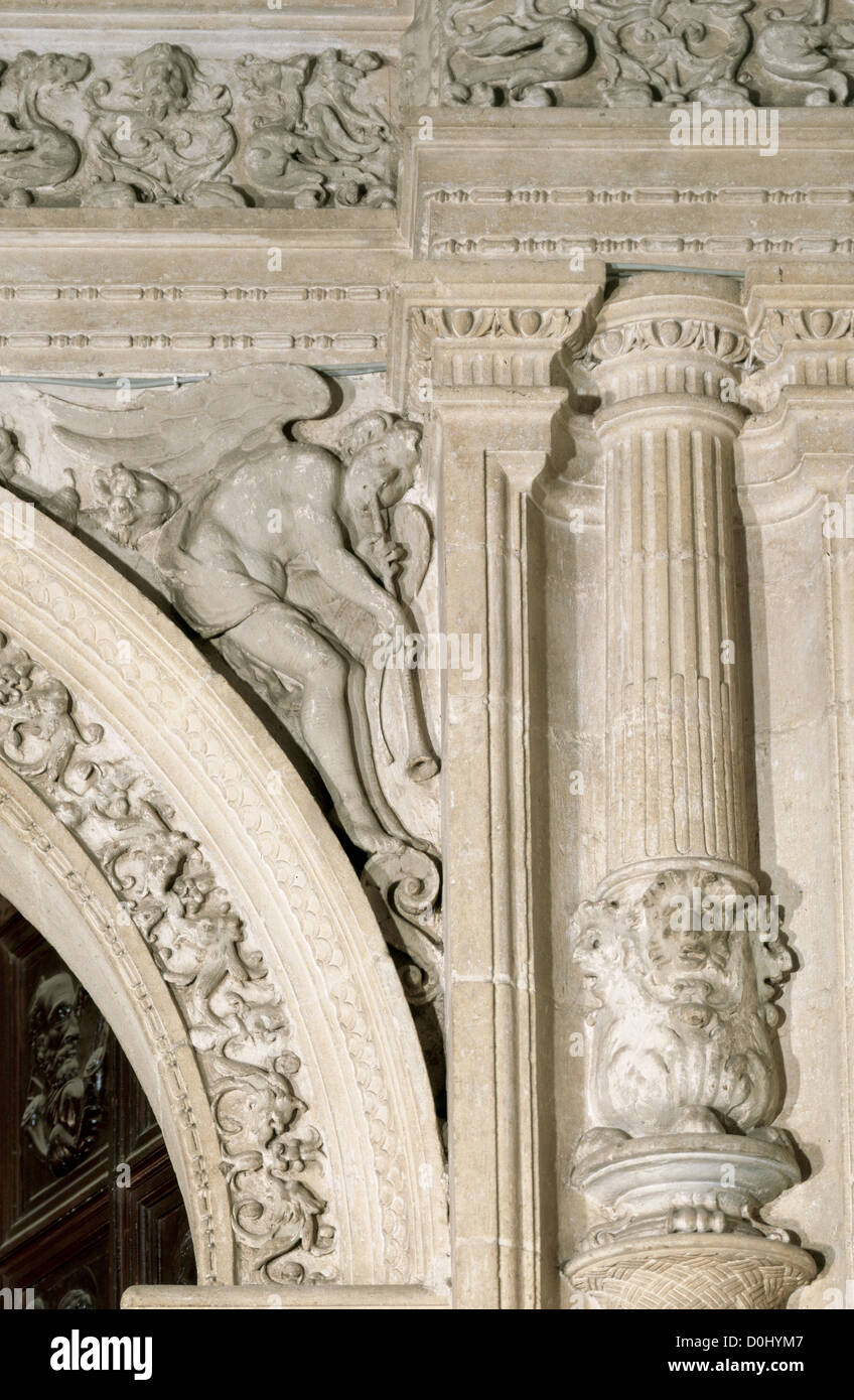 Diego Siloam (1495-1563). Spanischer Architekt und Bildhauer. Die Sakristei Tor, 1534. Bogen dekoriert. Kathedrale von Granada. Spanien. Stockfoto