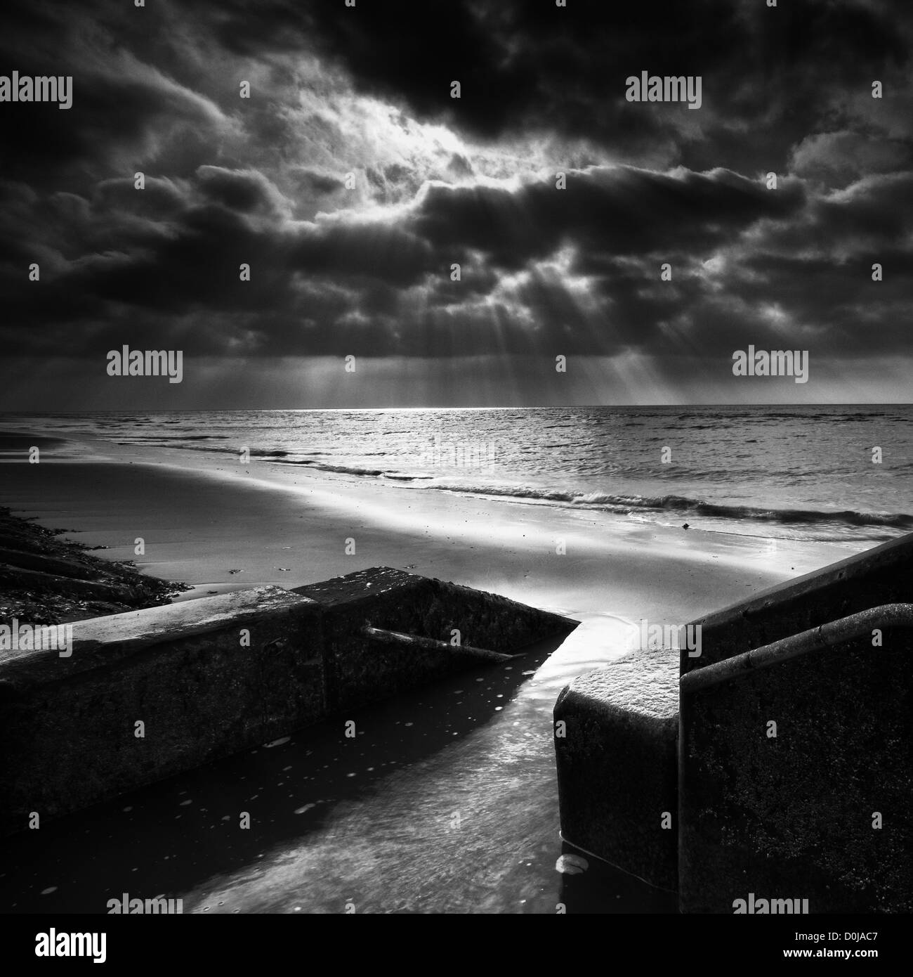 Dramaic Licht über die irische See entlang der Südküste in Blackpool. Stockfoto