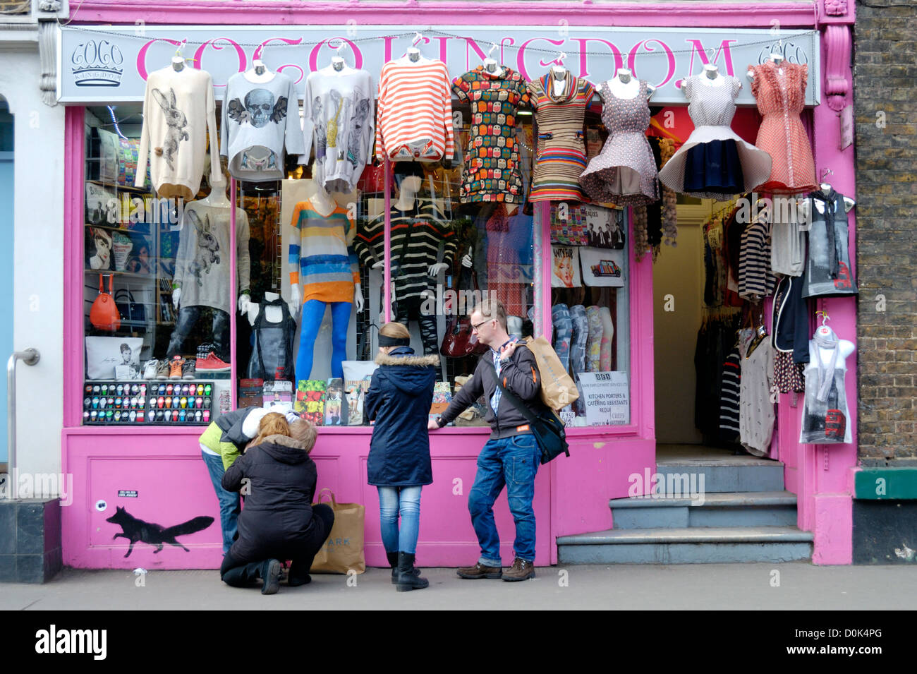 Exterieur des Coco Königreich Fashion Boutique im Pembridge Road. Stockfoto