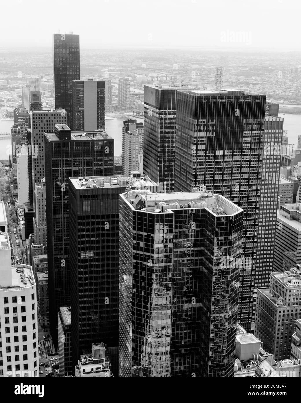 Vogelperspektive Blick auf Manhattans Wolkenkratzer Stockfoto