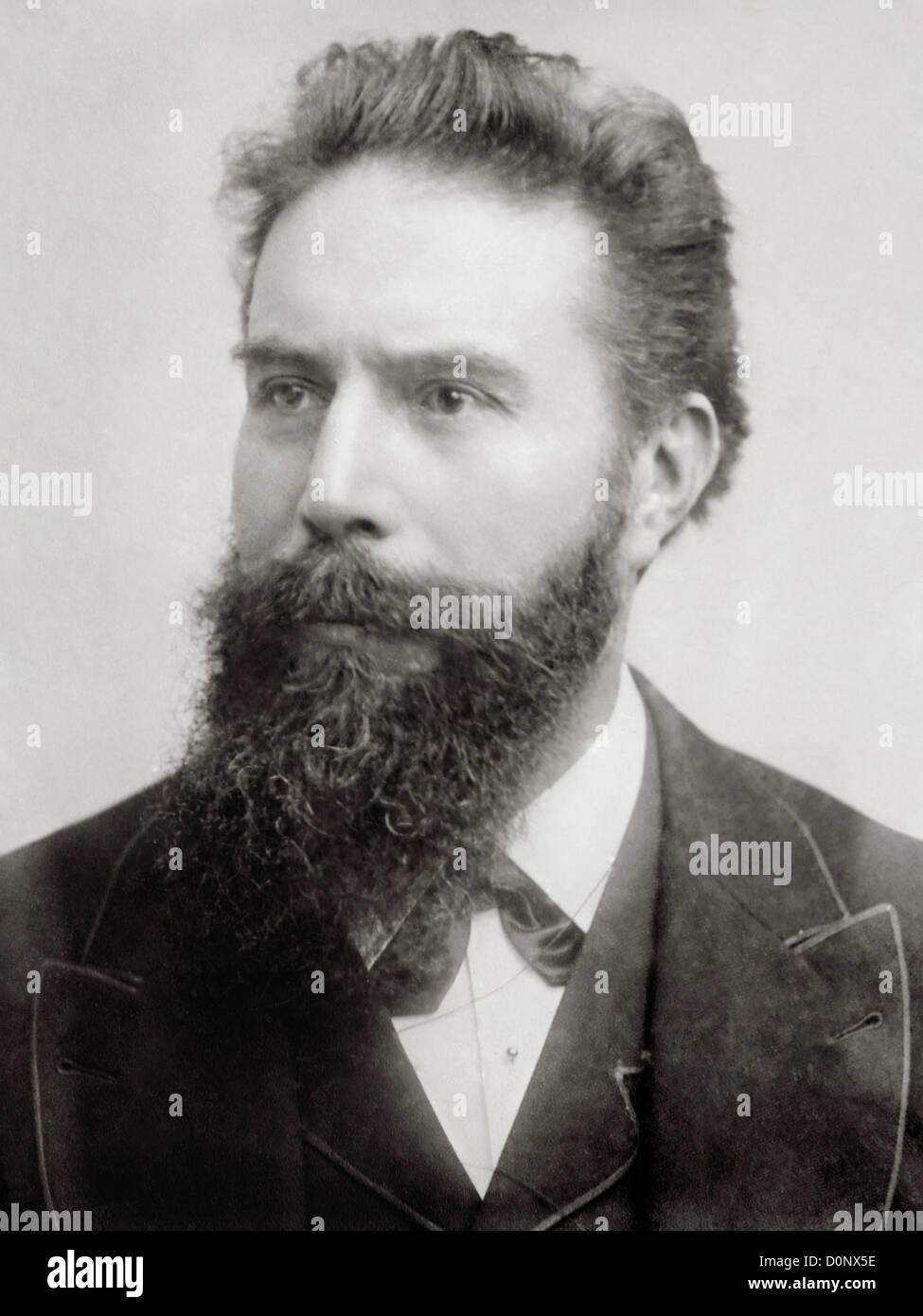 Wilhelm Röntgen, Entdecker der Röntgenstrahlen Stockfotografie - Alamy