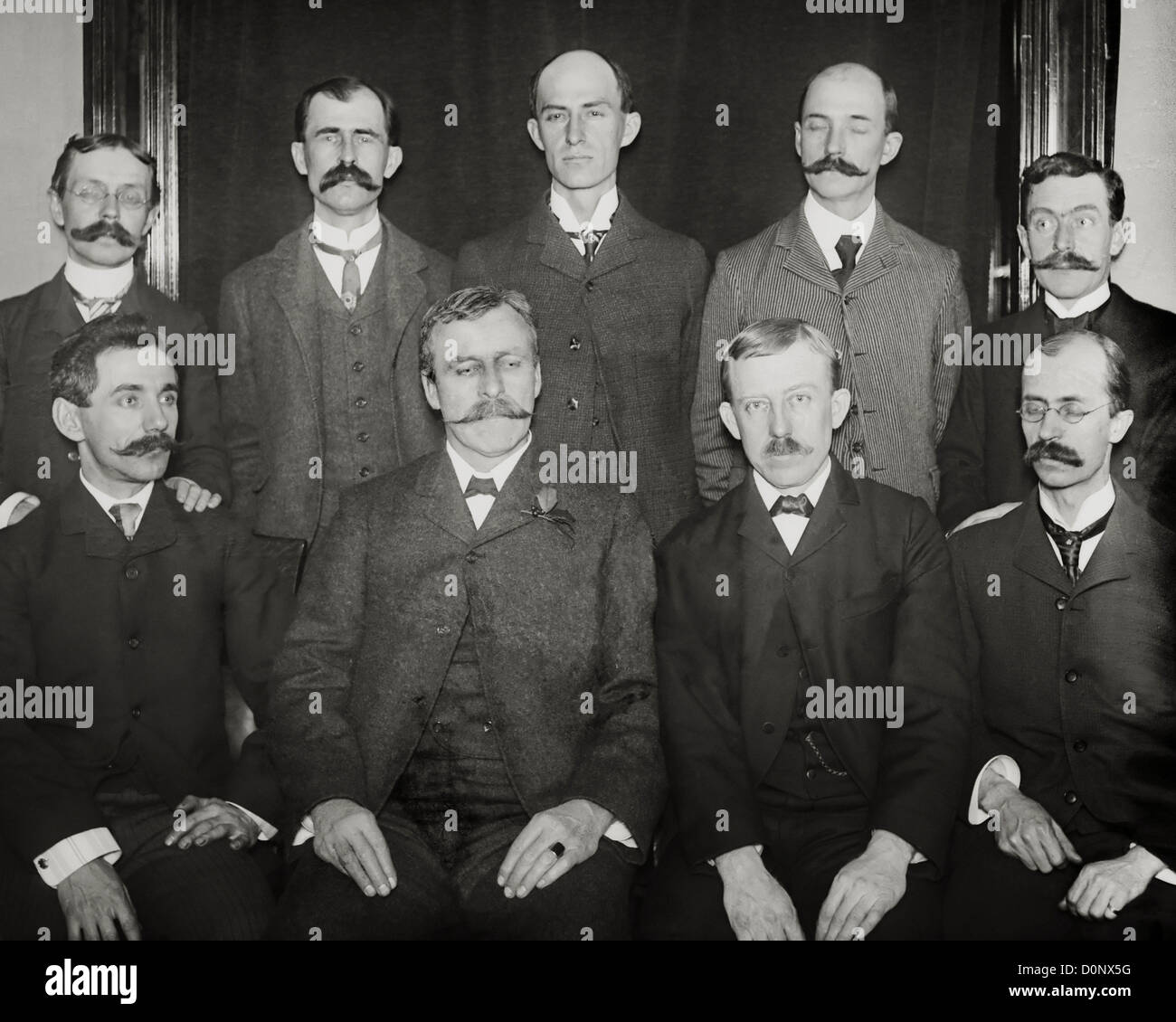 Wilbur Wright Brüder und andere Männer Stockfoto