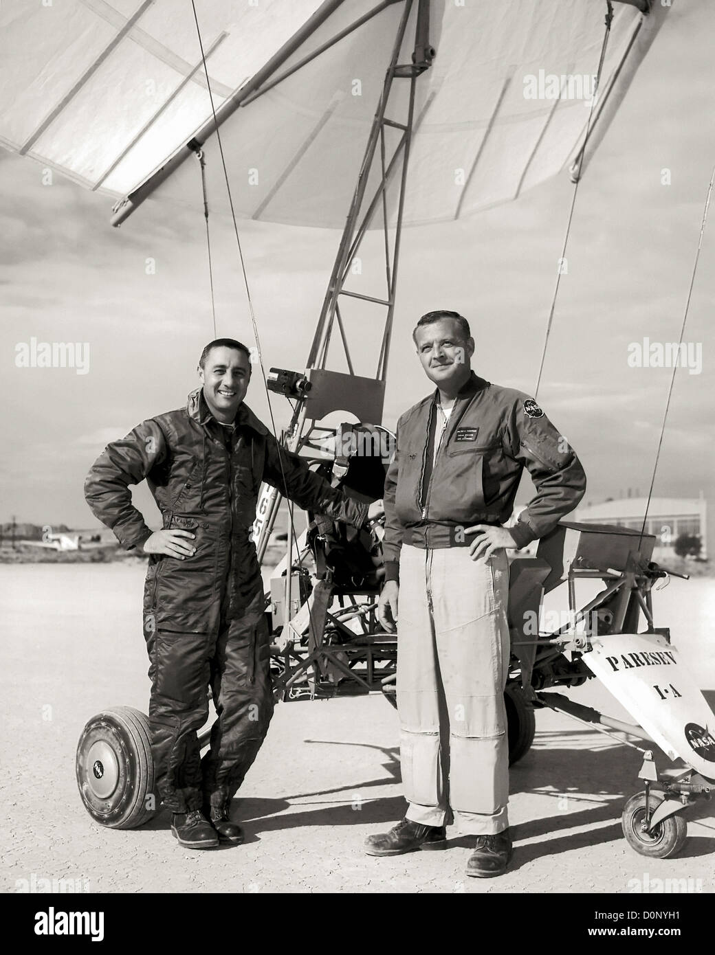 Gus Grissom mit Paresev 1-A Stockfoto