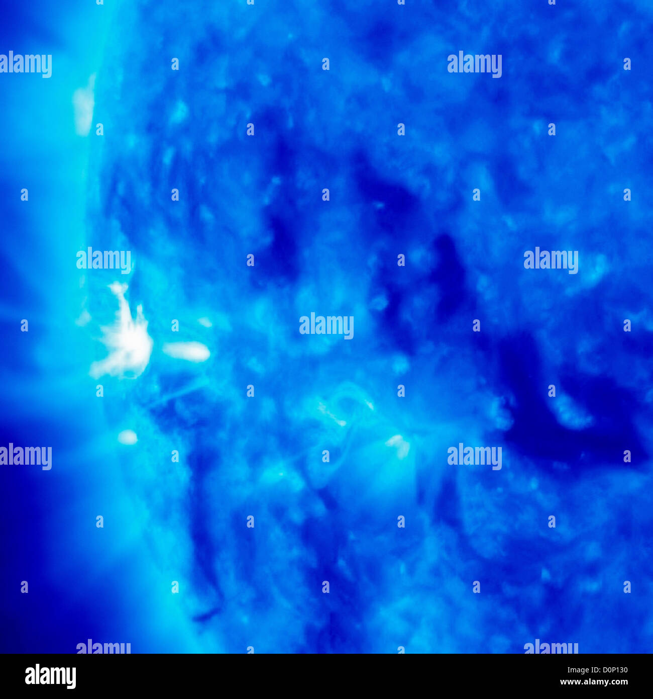 Ein close-up aktive Region Sonne Solar terrestrischen Beziehungen Observatory (STEREO) Ahead Raumschiff im extremen Ultraviolett Stockfoto
