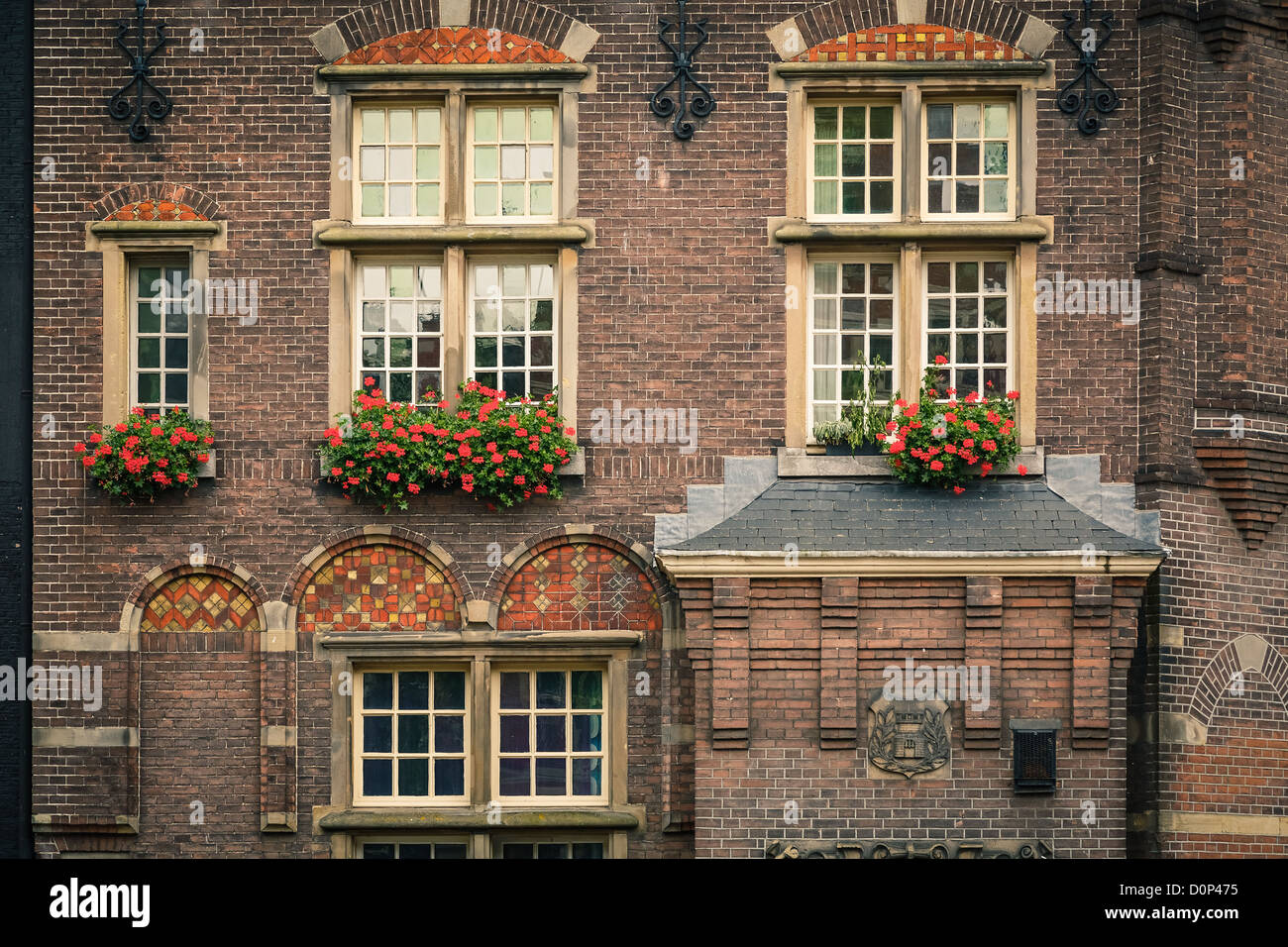 Alte traditionelle niederländische Gebäude in Amsterdam Stockfoto