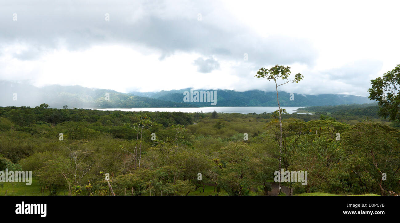 Arenal See, Laguna de Arenal, Nationalpark Vulkan Arenal, Sternwarte, Costa Rica, Mittelamerika Stockfoto