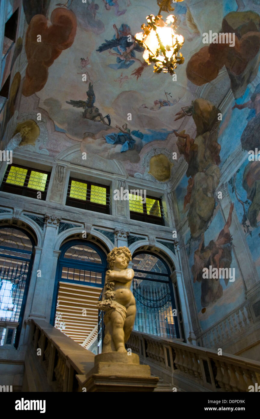 Sagredo Hotel Haupttreppe Decke Fresko Kunst Stockfoto