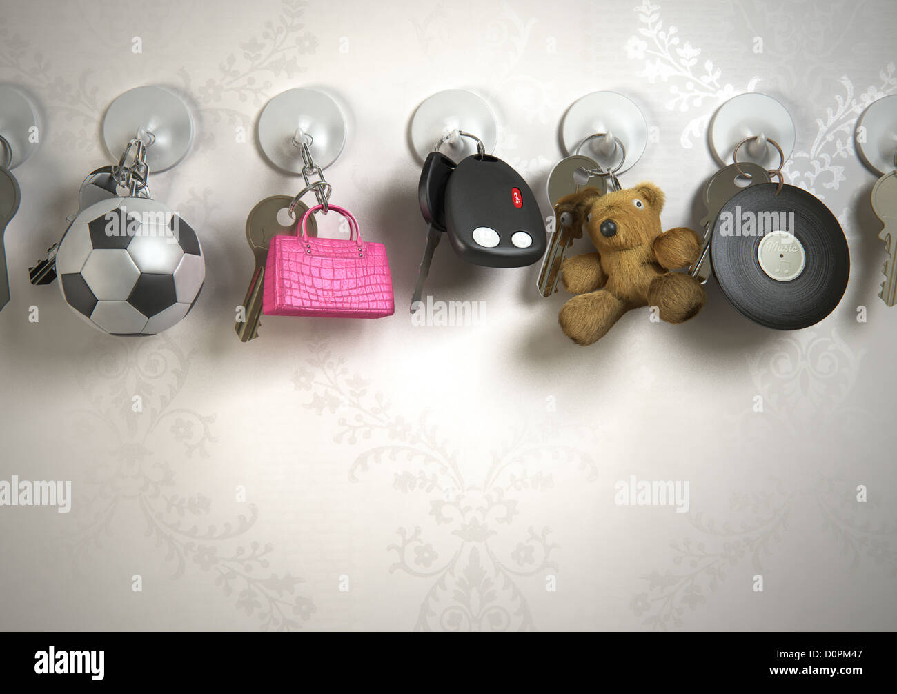 Schlüssel, Schlüsselanhänger, Wand, Fußball, Handtasche, Teddybär, Vinyl-Schallplatte, Stockfoto