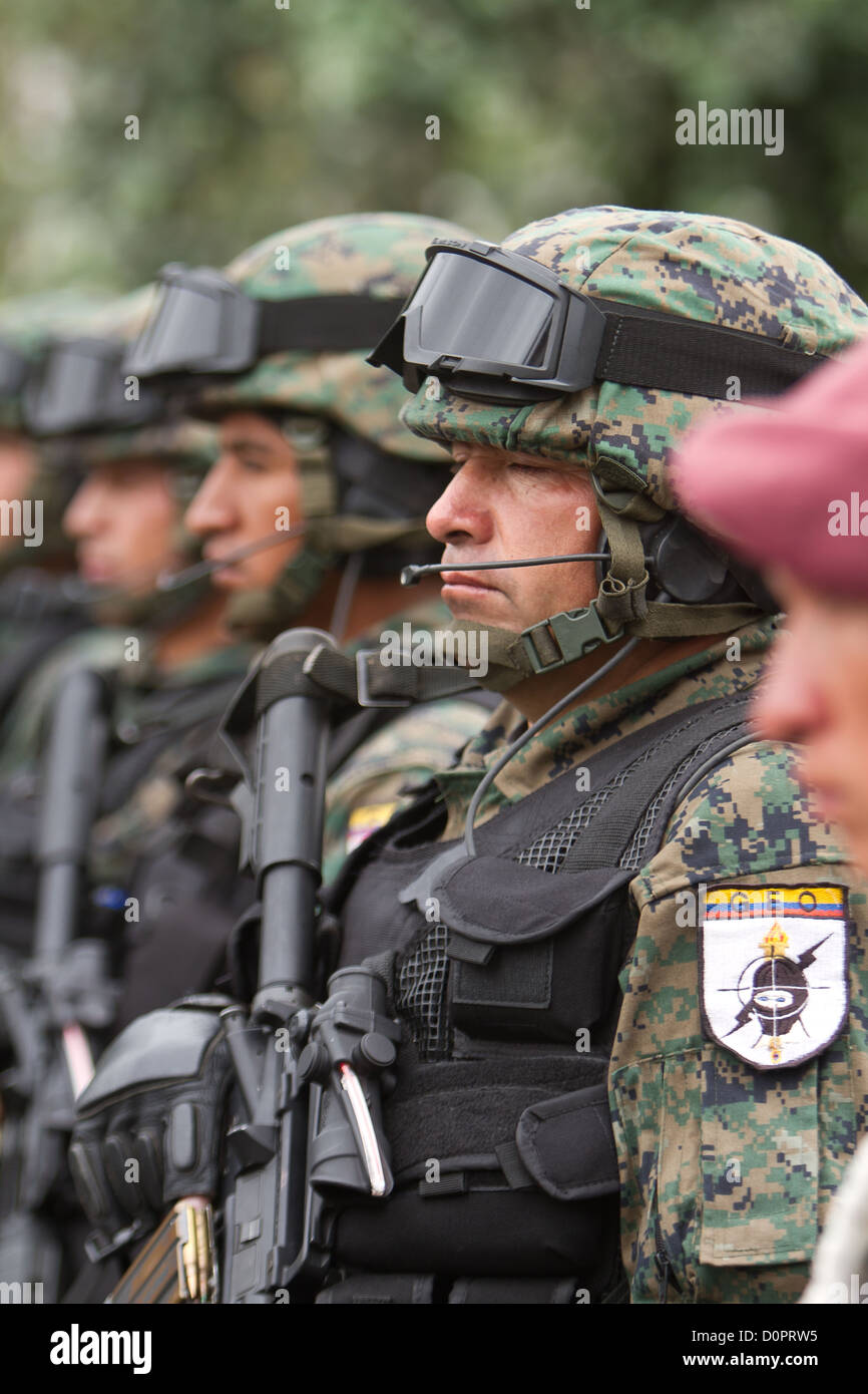 Quito, ECUADOR - nationale Millitary parade Stockfoto