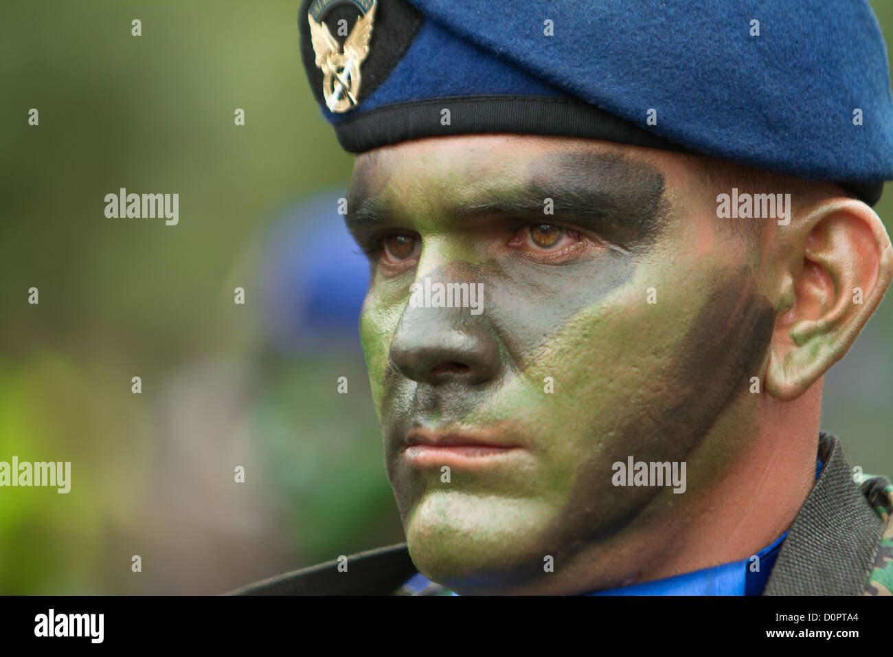 Quito, ECUADOR - 24. Mai 2012: nationale Millitary Parade, Soldat Stockfoto