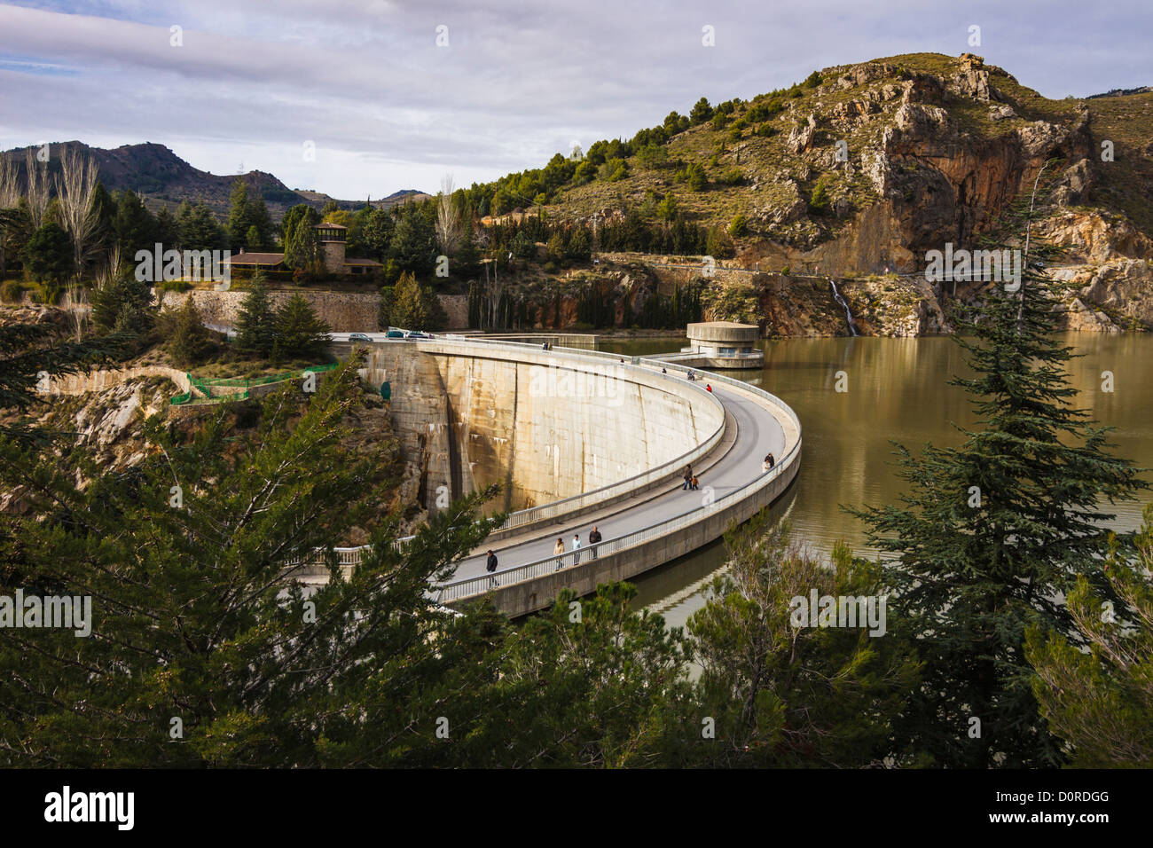 Quentar Reservoir Staudamm Wasserkraftwerk. Granada, Spanien