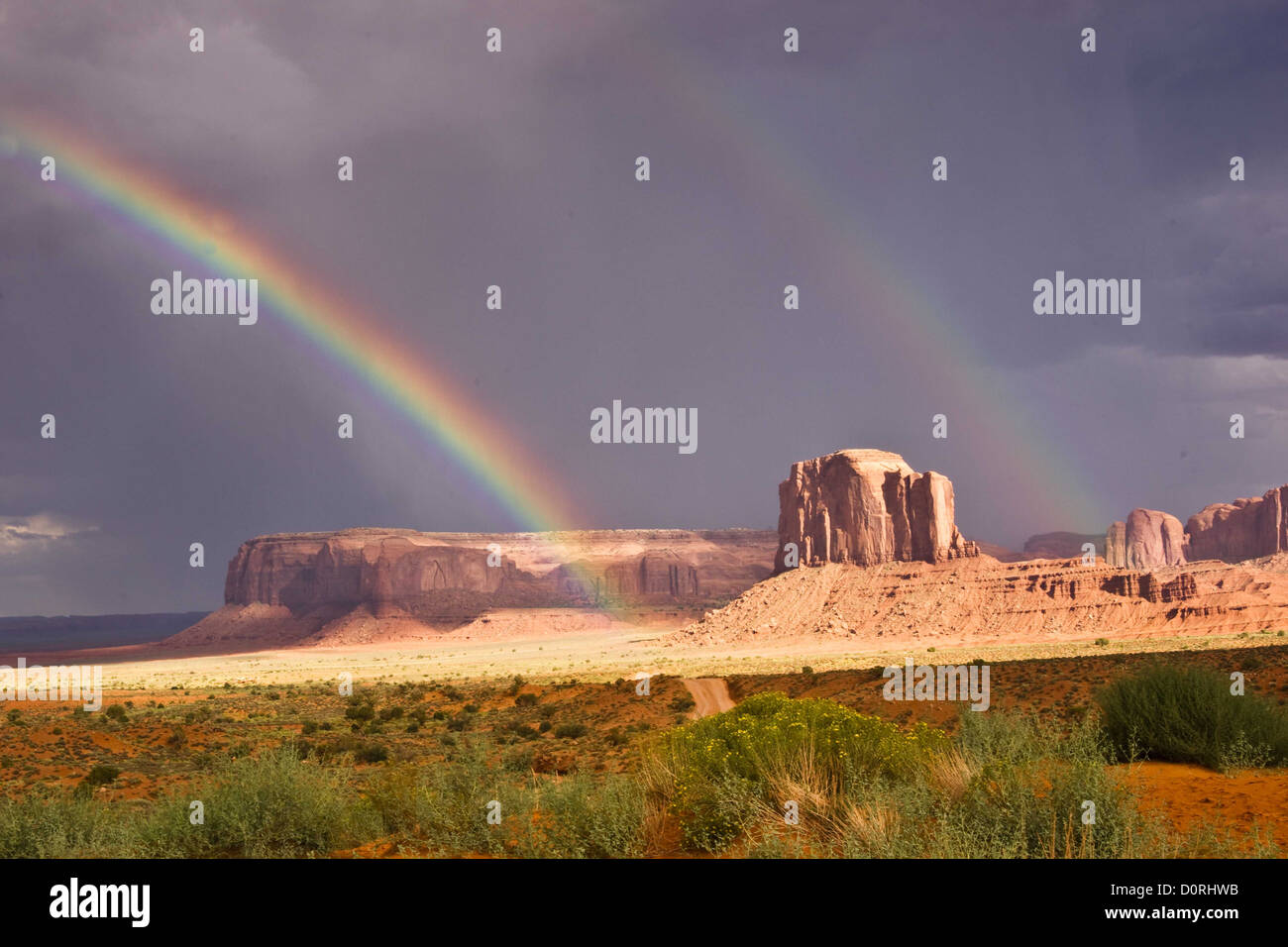 Ende des Regenbogens in Navajo Land Stockfoto