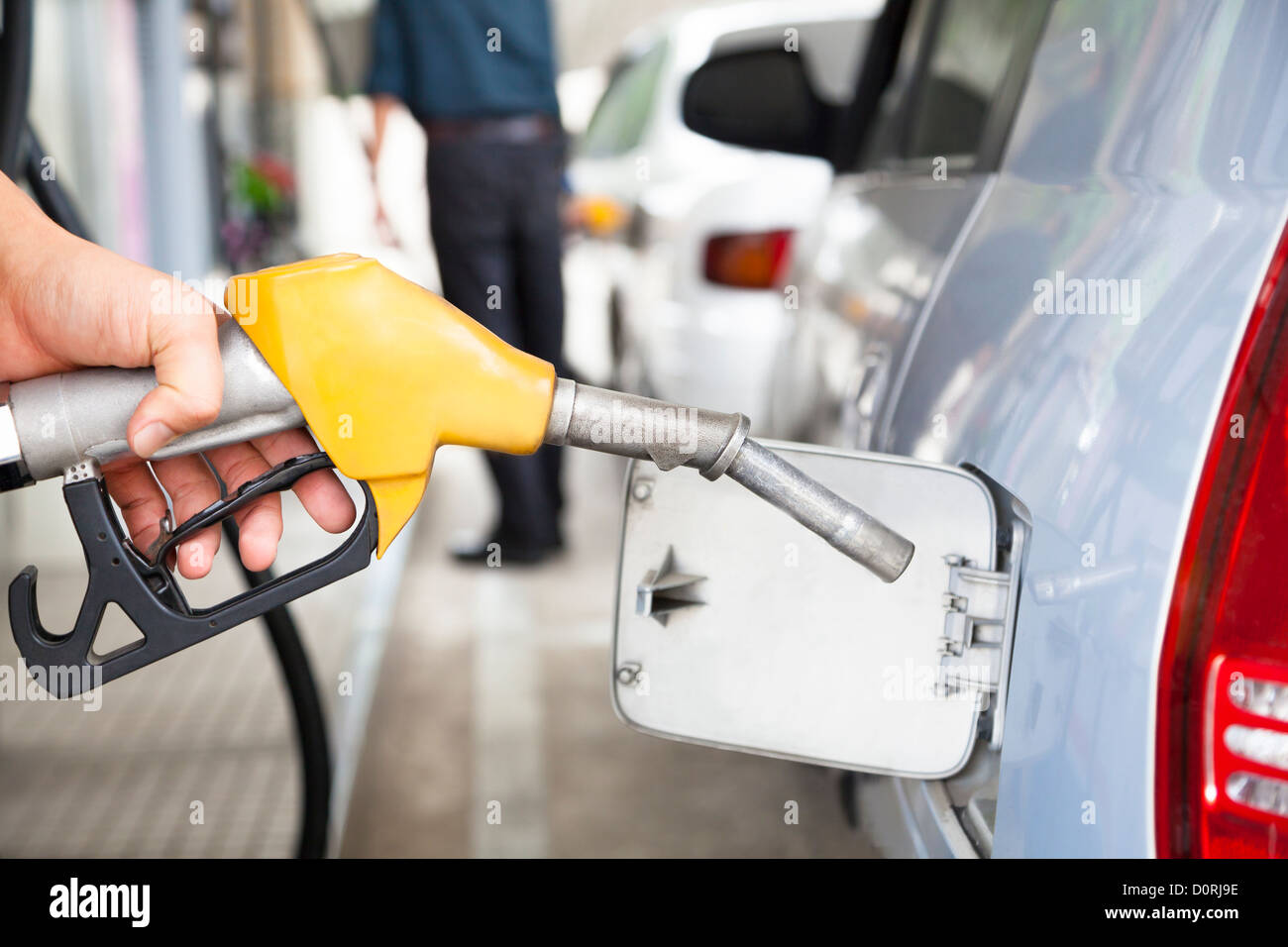 Benzin Pumpe Automobil Kraftstoff nachfüllen Stockfoto