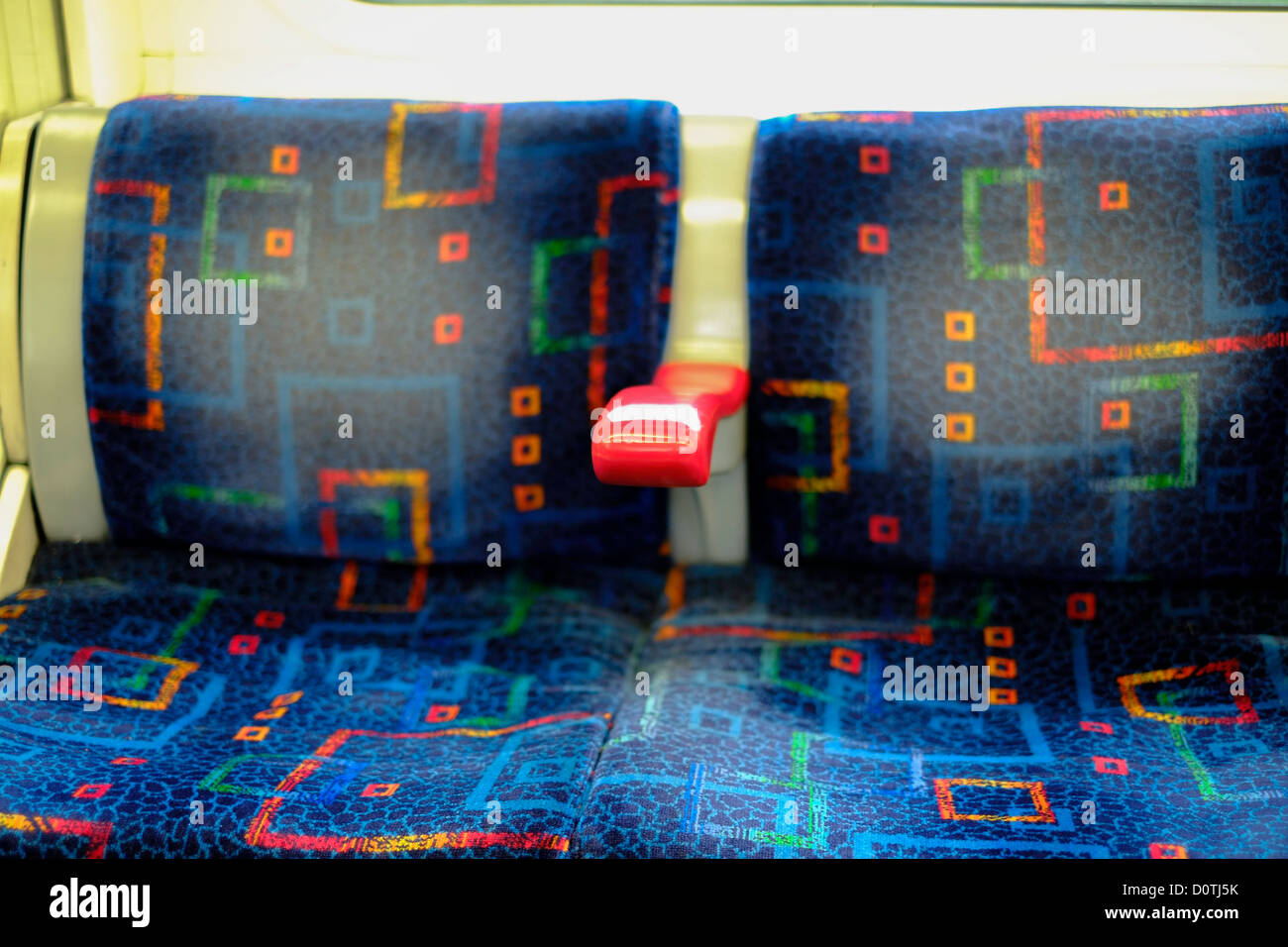 Leeren Zug Sitze auf der Piccadilly Line, London Stockfoto