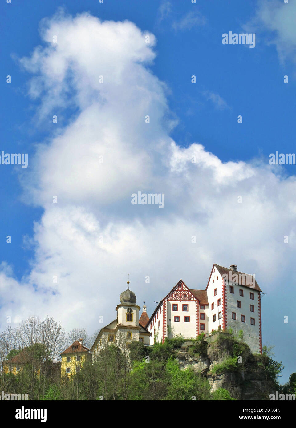 Deutschland, Europa, Fränkische Schweiz, Europa, Schloss, Egloffstein, Heap Wolken, Wolken, Himmel, blau Stockfoto