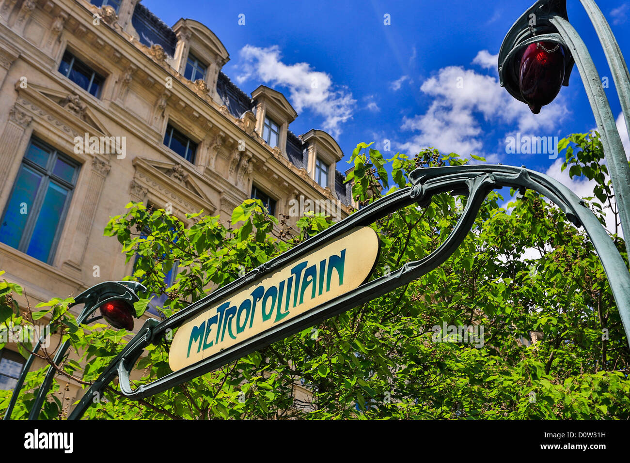 Frankreich, Europa, Reisen, Paris, Stadt, u-Bahn, Metro Station, Jugendstil, Eingang, Lampe, Metropolitain, alte, Schilder, u-Bahn, Tran Stockfoto