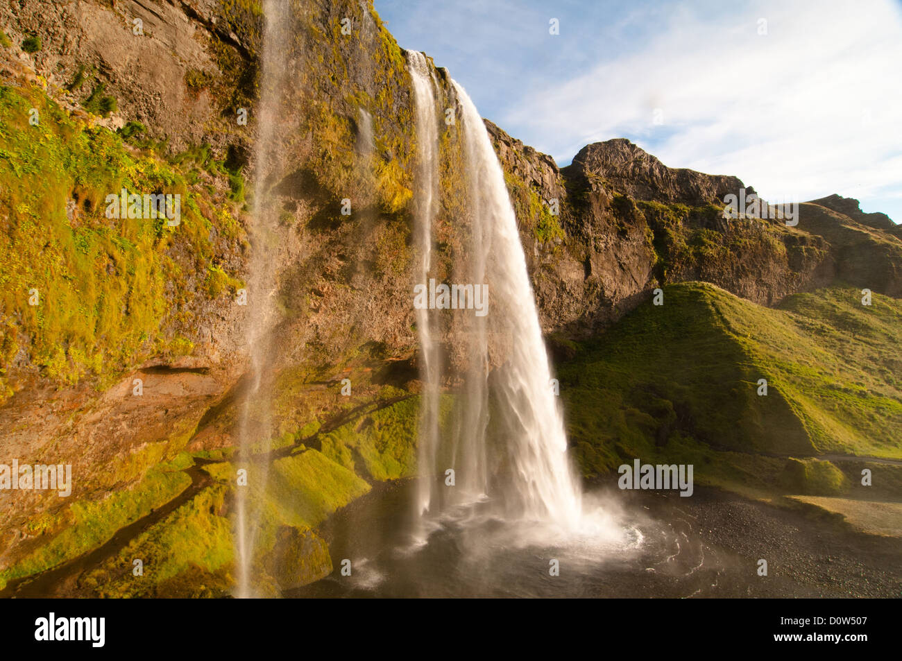 Island, Europa, Natur, Ort von Interesse, Wahrzeichen, Seljalandsfoss, Wasser, Wasserfall, Isländisch Stockfoto