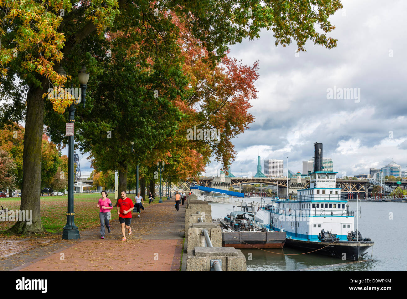 Oregon Maritime Museum Schiff in der Tom McCall Waterfront Park, Willamette River, Portland, Oregon, USA Stockfoto
