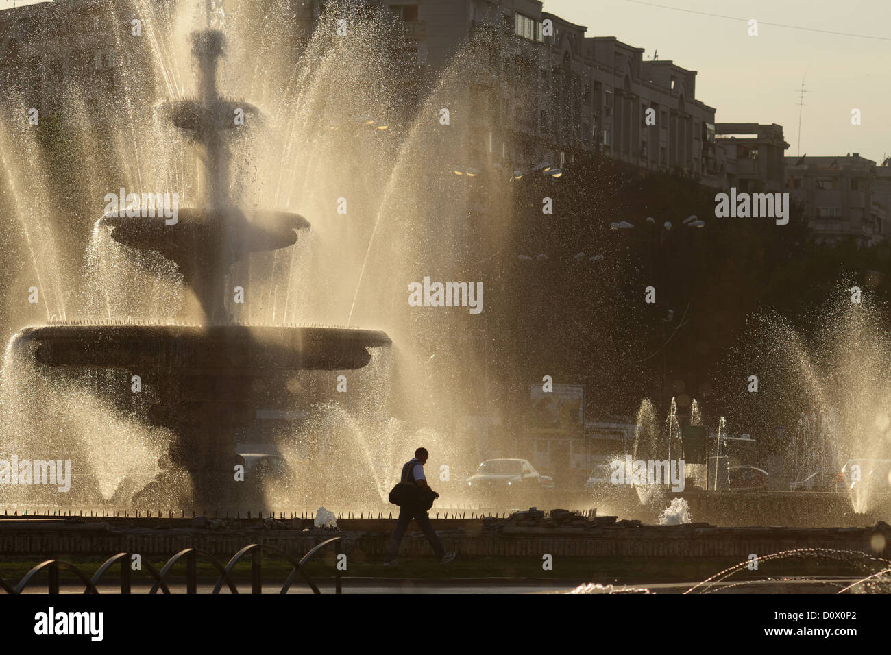 Bukarest, Rumänien, der Brunnen auf dem Platz der Einheit Stockfoto
