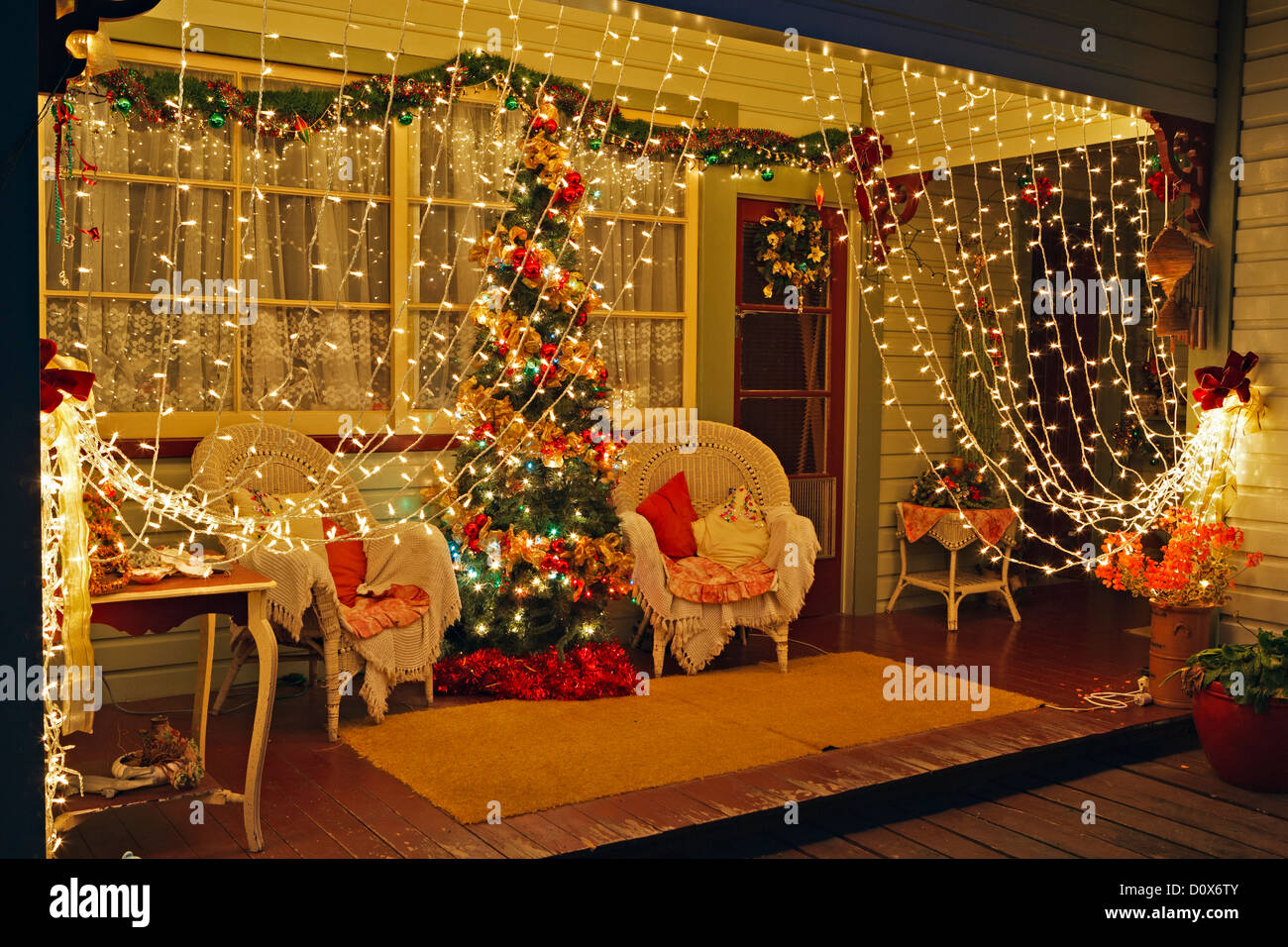 Weihnachtsbeleuchtung, Les und Bev Pickworth Hause, Pukeuri, East Coast, Südinsel, Neuseeland., Eigenschaft freigegeben, Stockfoto