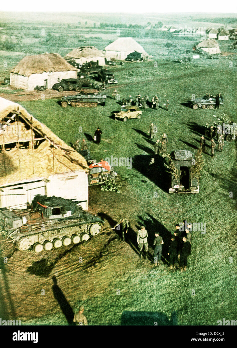 Betrieb Barbarossa, Panzer, Fahrzeuge, ländlich, Dorf, Ostfront, Zweiter Weltkrieg, Sowjetunion, 1942 Stockfoto