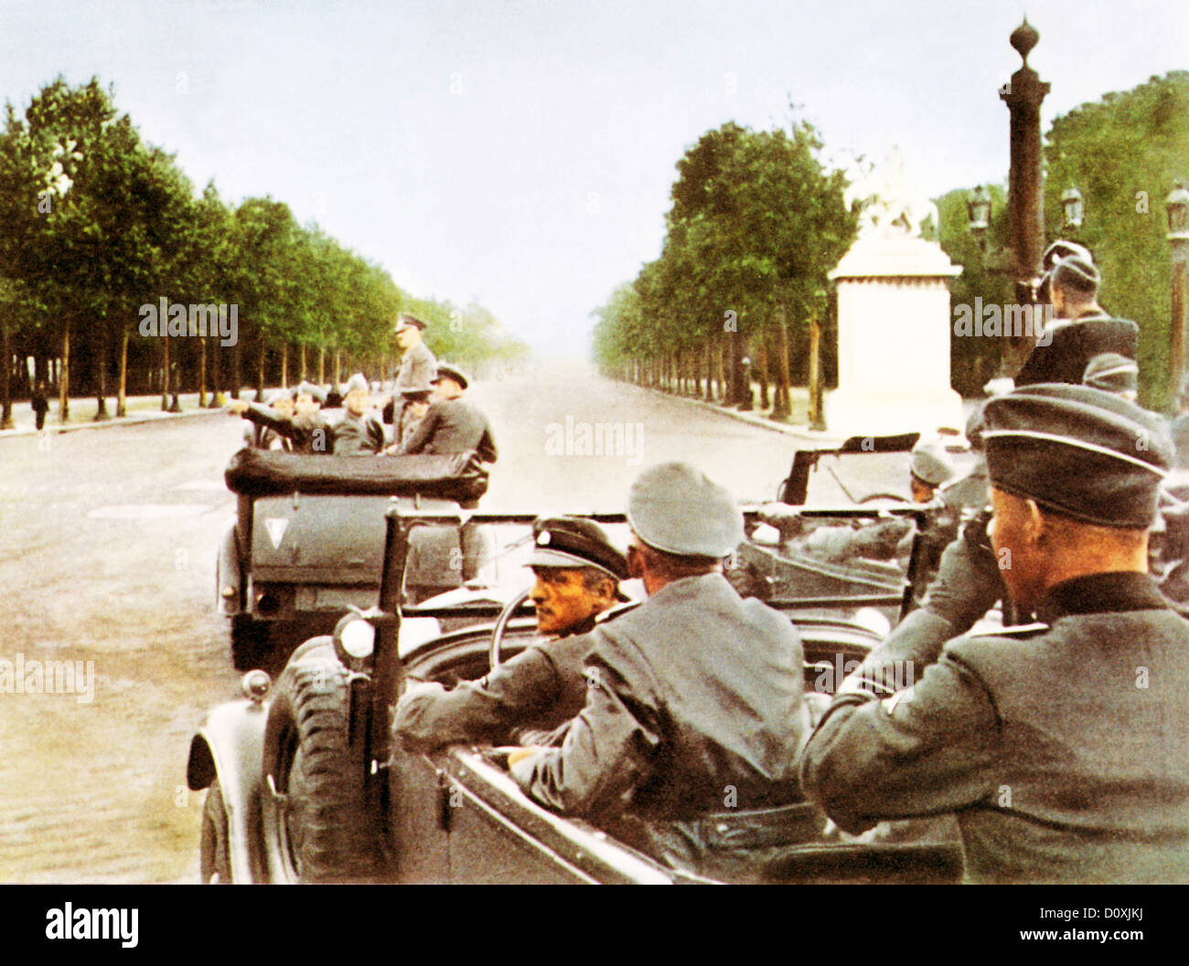 Hitler, Kapitulation, Adolf Hitler, Tour, Antrieb, Champs Elysées, dem zweiten Weltkrieg, 1940 Stockfoto