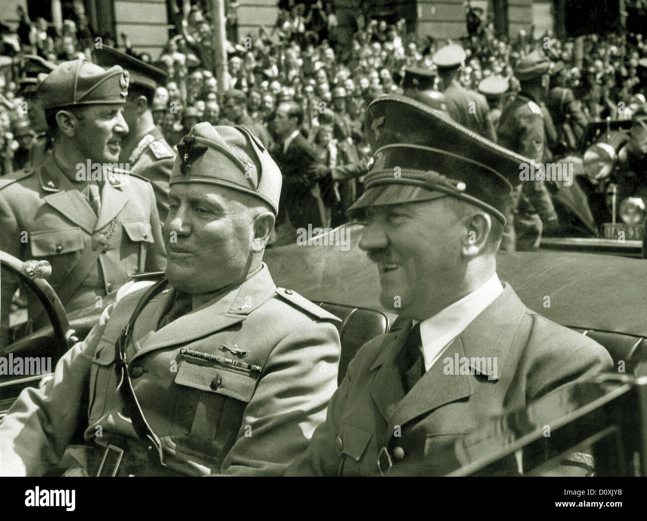 Adolf Hitler, Hitler, Mussolini, Benito Mussolini, Carparade, München, 1940 Stockfoto