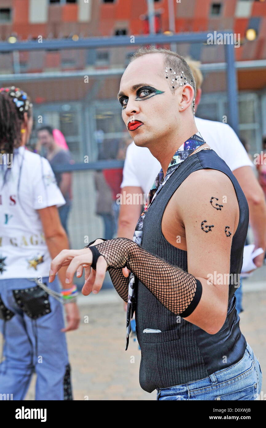 JOHANNESBURG, Südafrika: A Lady Gaga Fan in Soccer City-Stadion am 30. November 2012, in Johannesburg, Südafrika. (Foto von Gallo Images / Foto24 / Lerato Maduna) Stockfoto