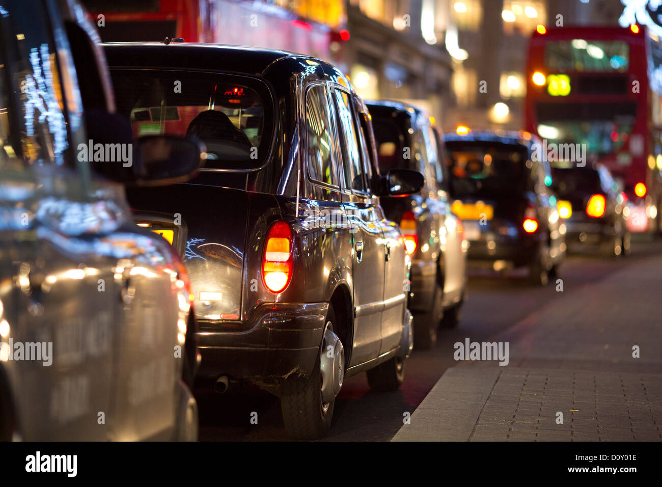 London-schwarzes Taxi-Taxi. Stockfoto