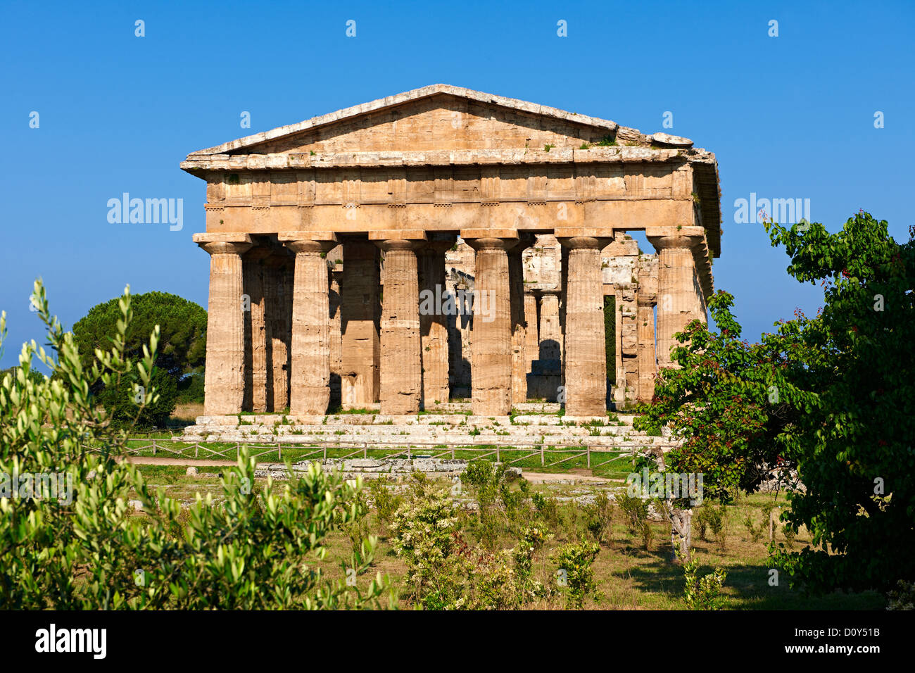 Antiken dorischen griechischen Tempel der Hera von Paestum erbaute über 460-450 v. Chr.. Ausgrabungsstätte Paestum, Italien. Stockfoto