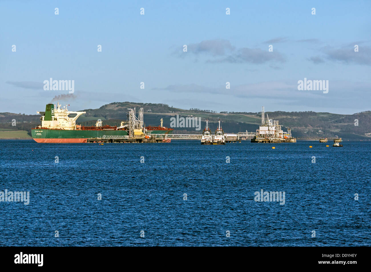 Öl-Tanker Titan Glory vertäut am Hound Punkt Oil Terminal auf den Firth of Forth in der Nähe von South Queensferry in Schottland Stockfoto