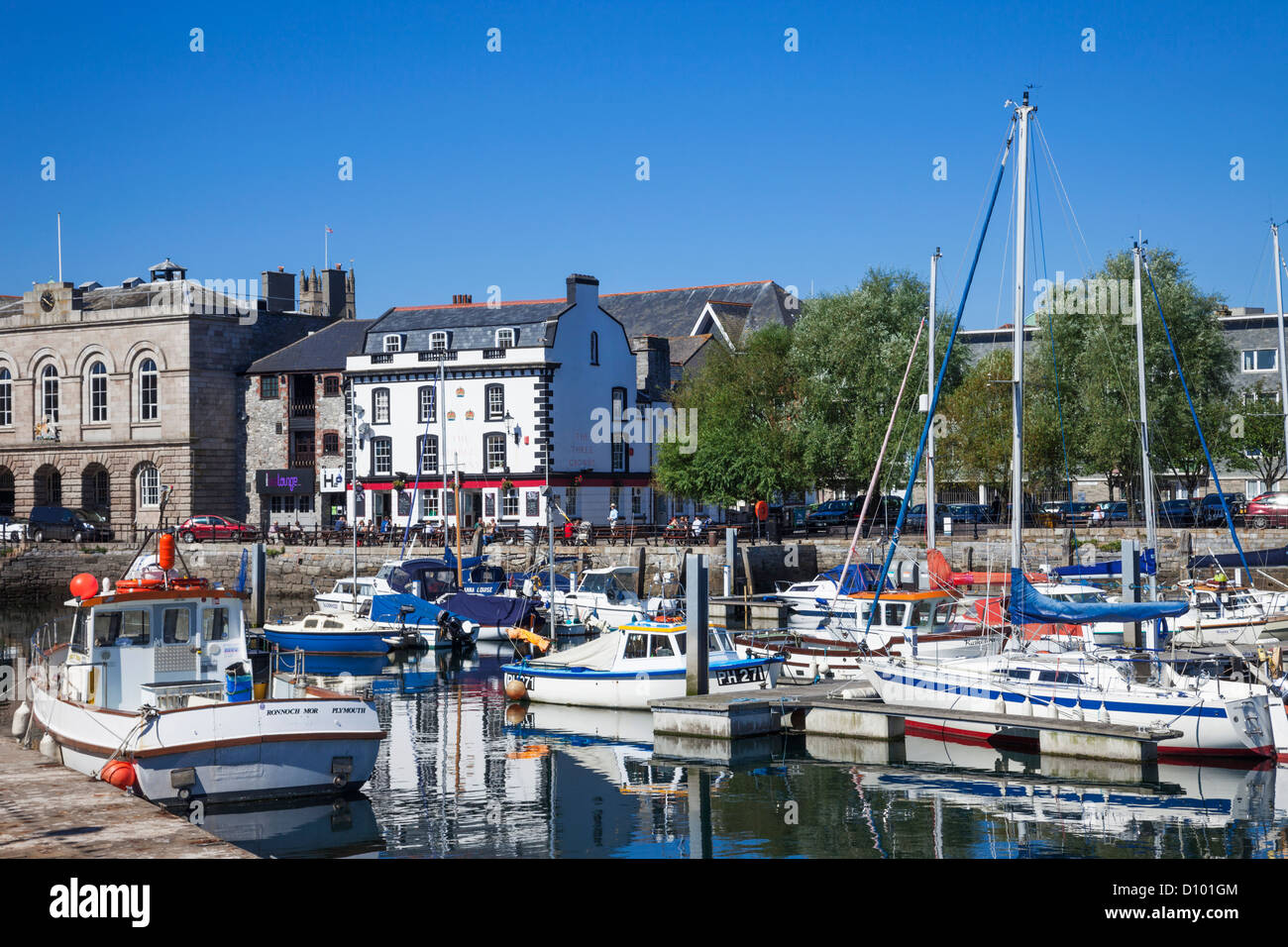 England, Devon, Plymouth, Barbican Quay, Blick auf den Hafen Stockfoto