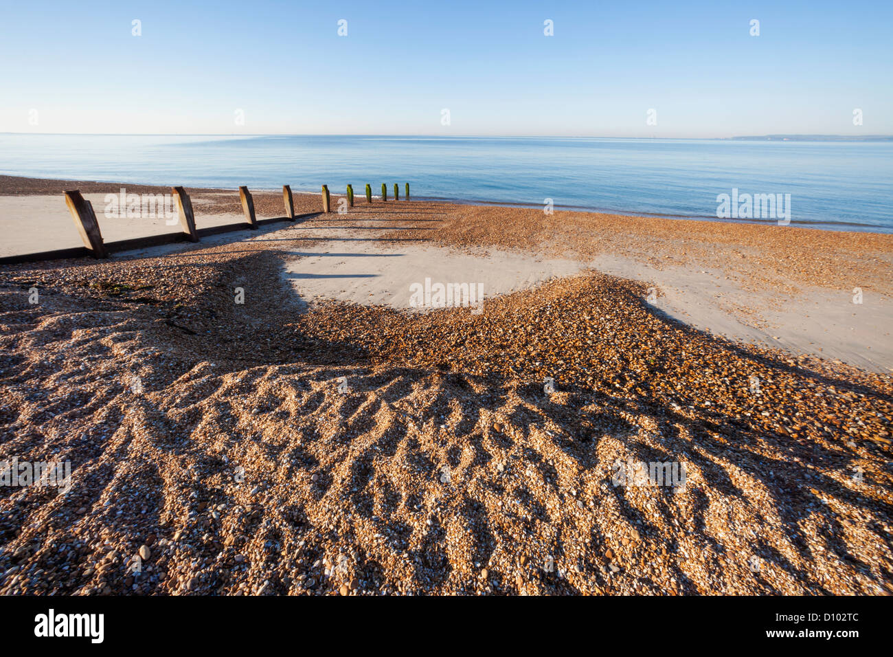 England, Hampshire, Hayling Island, Strand und Leistengegend Stockfoto