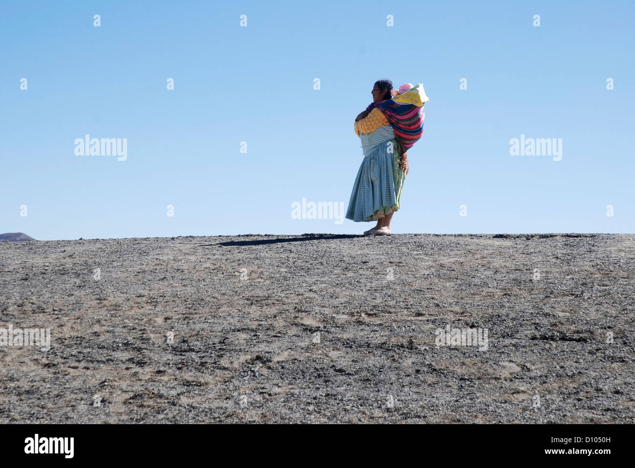 Aymara-Frau in den Kordilleren Stockfoto