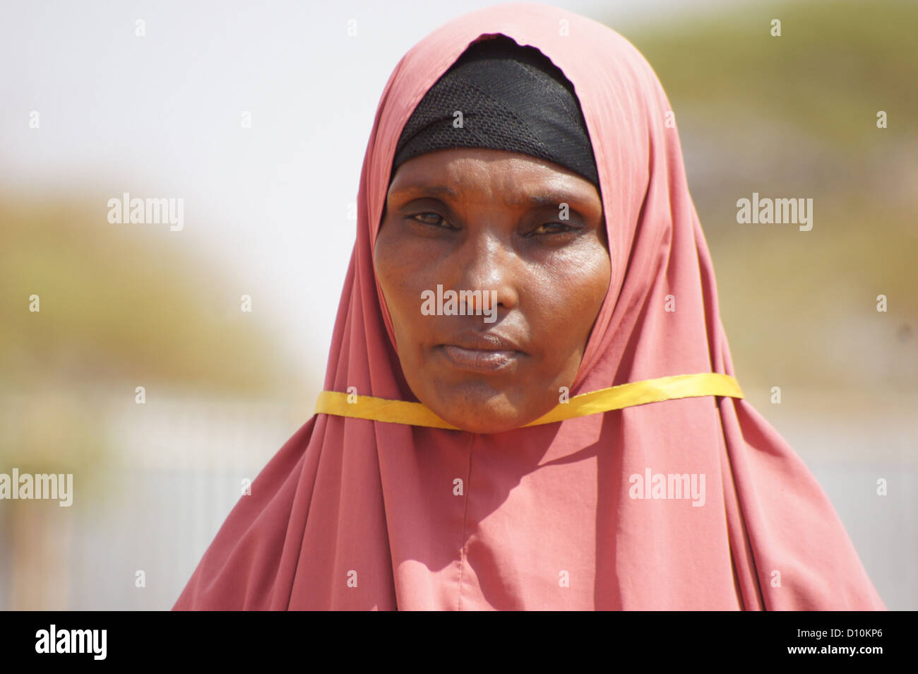 30 Jahre alte Diarra Abdullahi aus Somalia im Flüchtlingslager von Buramino, ist Teil der breiteren Flüchtlingscamp in Dolo Ado in Äthiopien, 21. November 2012 abgebildet. Seit einem Jahr die Hungerkrise am Horn von Afrika-Welt schockiert, im Jahr 2011. Viele Somaliens floh nach Äthiopien zur Zeit. Foto: Carola Frentzen Stockfoto