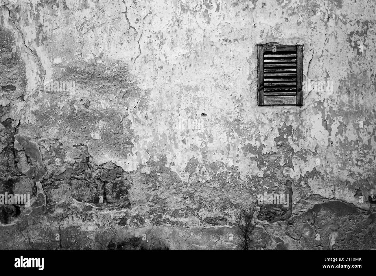 Alte Mauer im toskanischen Dorf in Italien Stockfoto