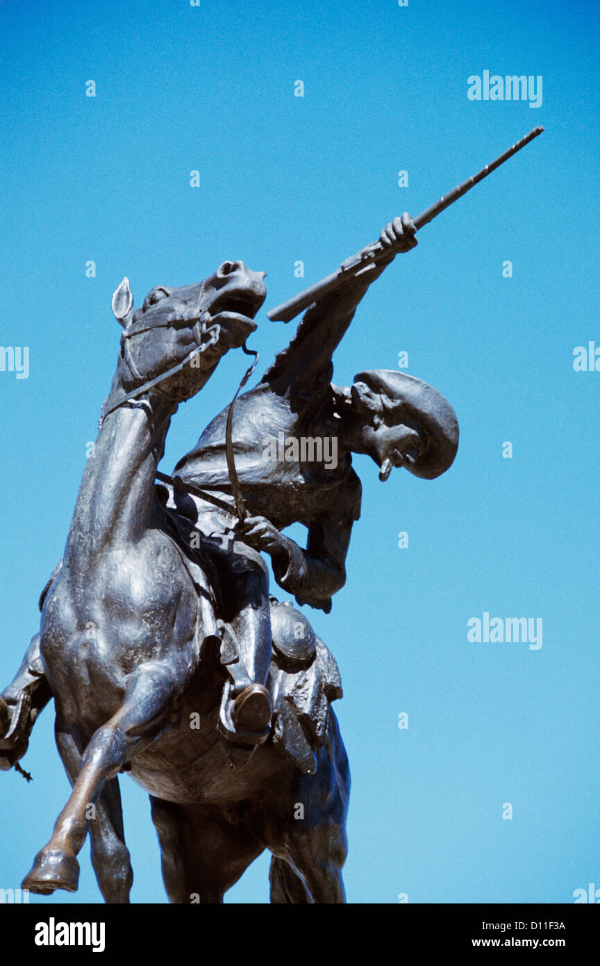 1980ER JAHRE BUFFALO BILL CODY WYOMING STATUE Stockfoto