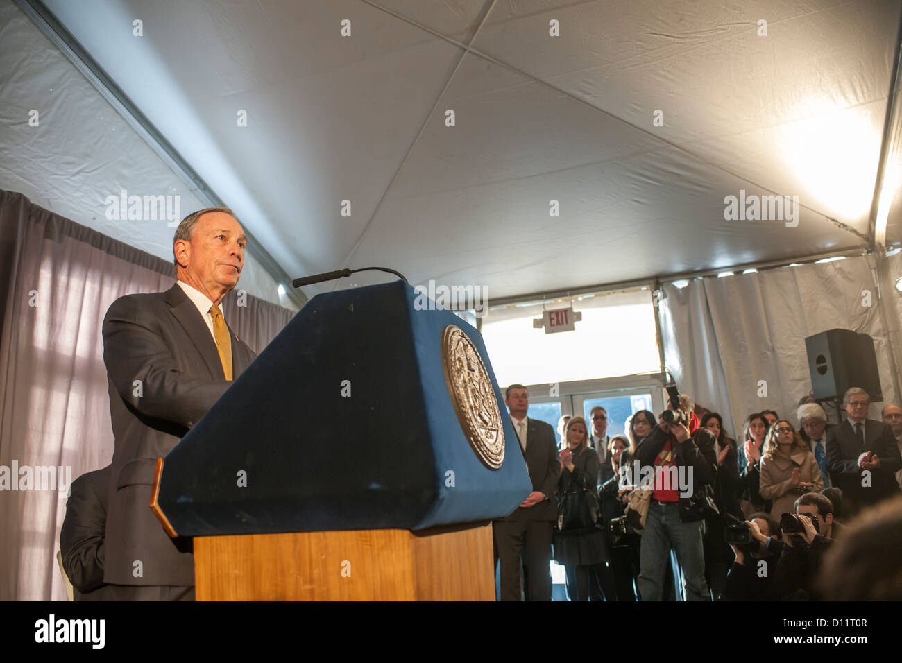 New Yorks Bürgermeister Michael Bloomberg den ersten Spatenstich für Hudson Yards Projekt Stockfoto