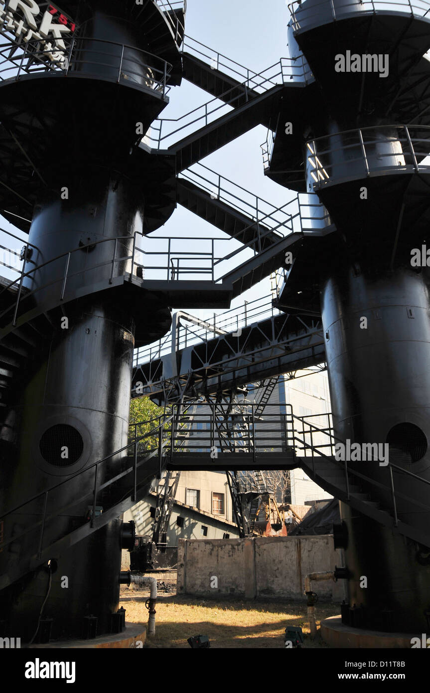 Schwarz Metall Treppe mit Geländer; Peking China Stockfoto