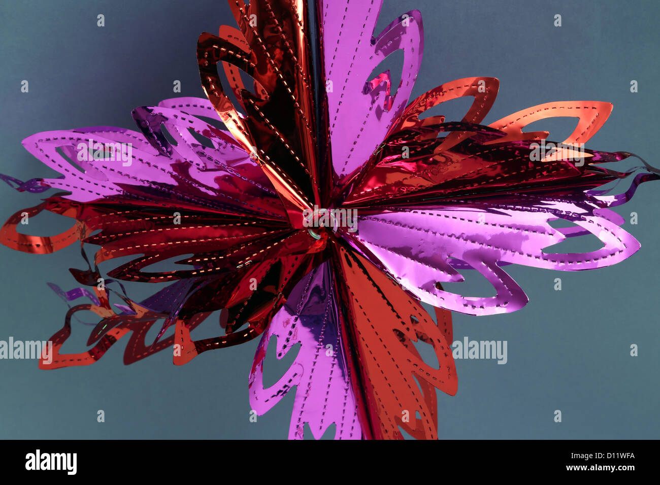 Weihnachten Dekoration lila und roten Stern Stockfoto