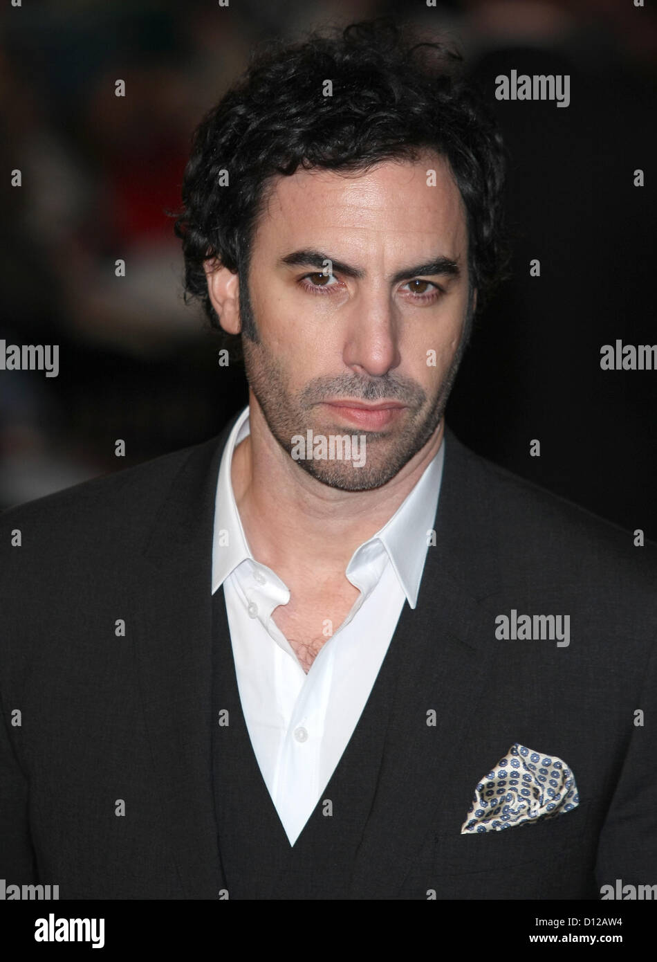 SACHA BARON COHEN LES MISERABLES UK PREMIERE LONDON ENGLAND UK 5. Dezember 2012 Stockfoto