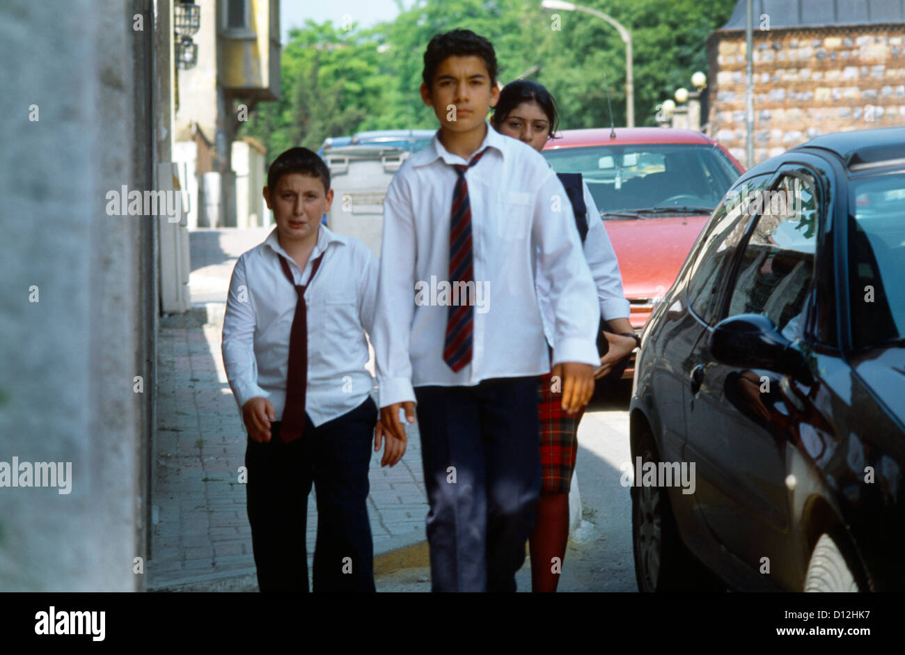 Istanbul Türkei Schulkinder auf Straße Stockfoto