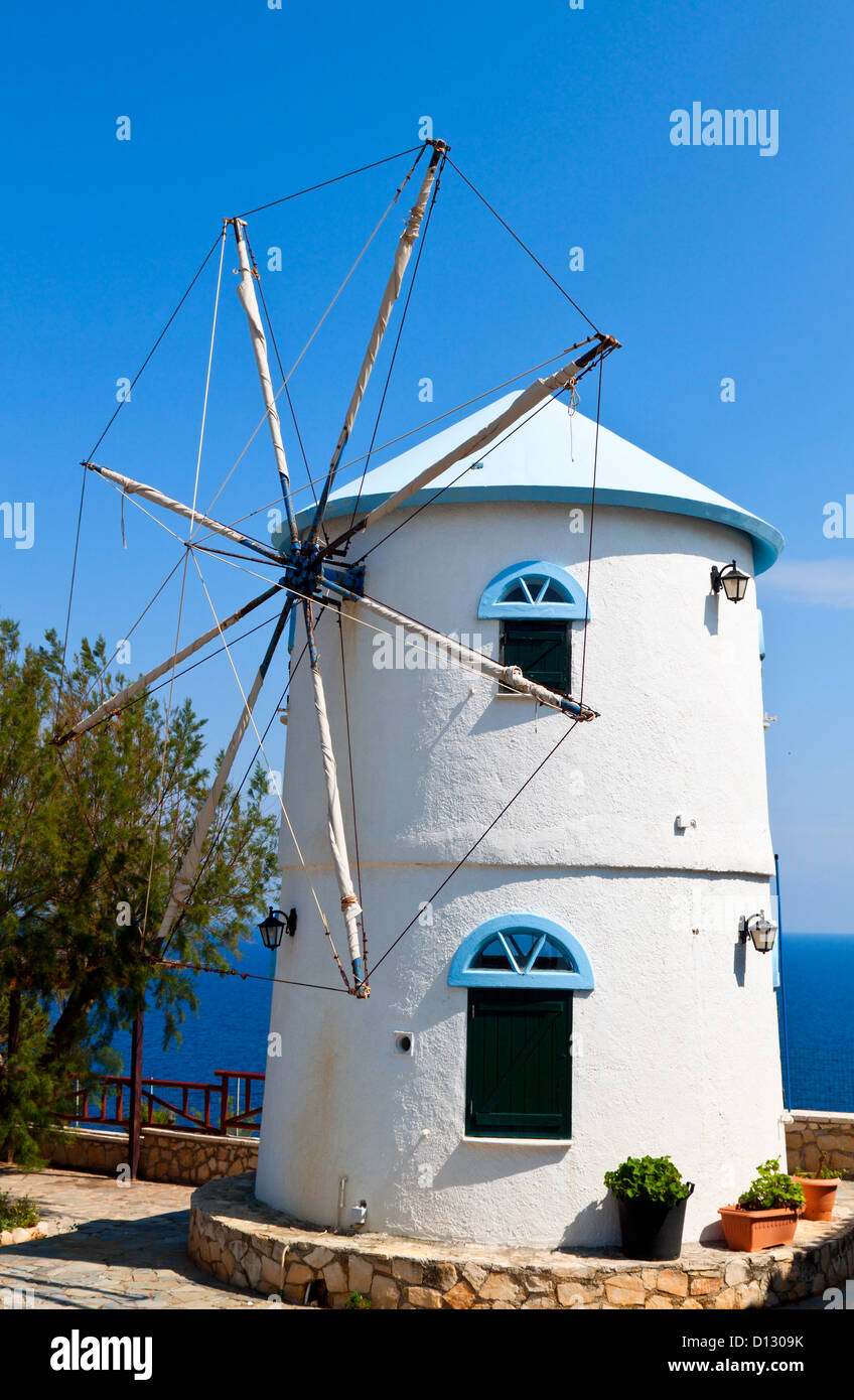 Traditionelle Windmühle auf der Insel Zakynthos in Griechenland Stockfoto