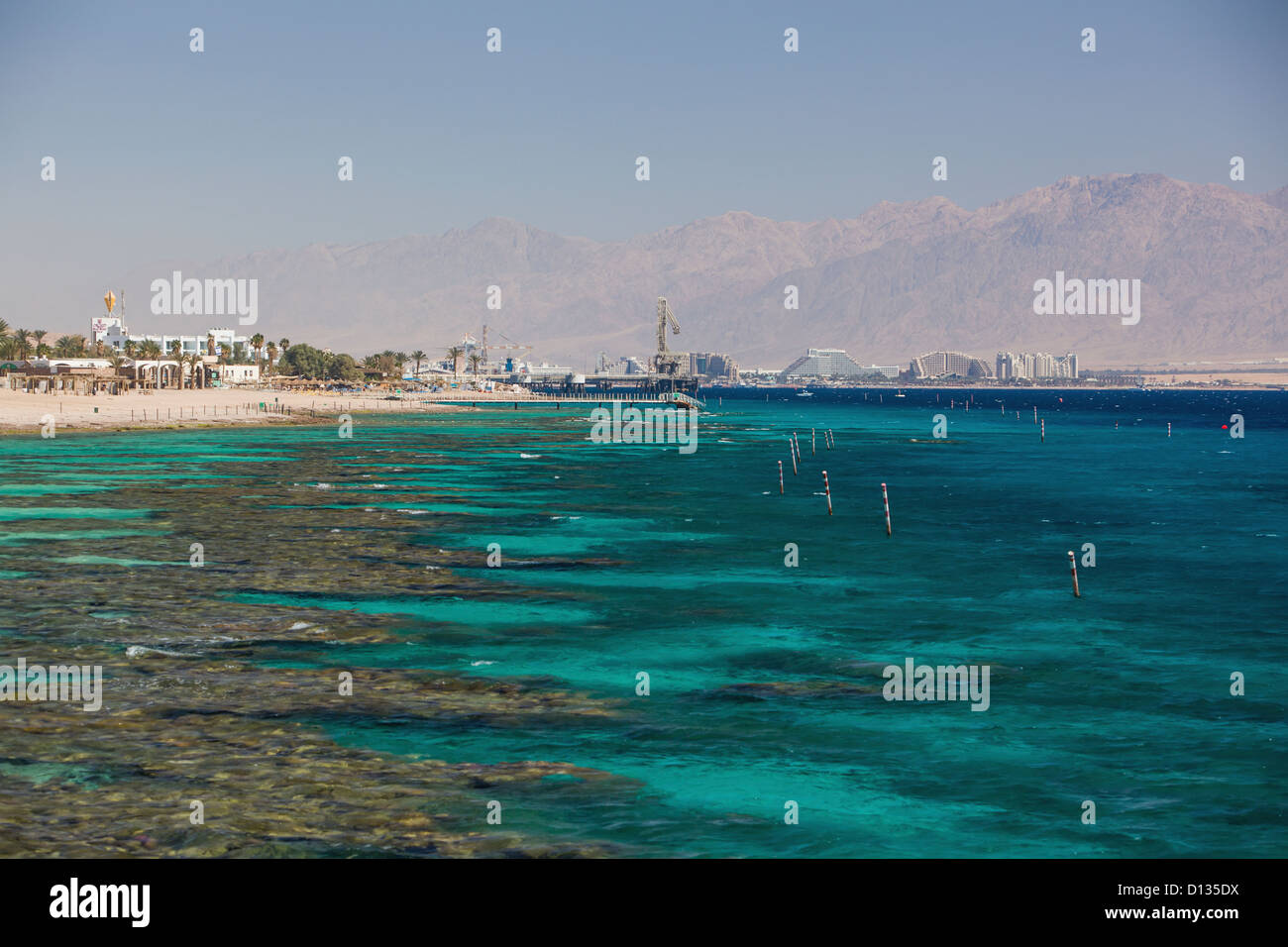 Blick entlang der Küste im Golf von Aqaba; Israel Stockfoto