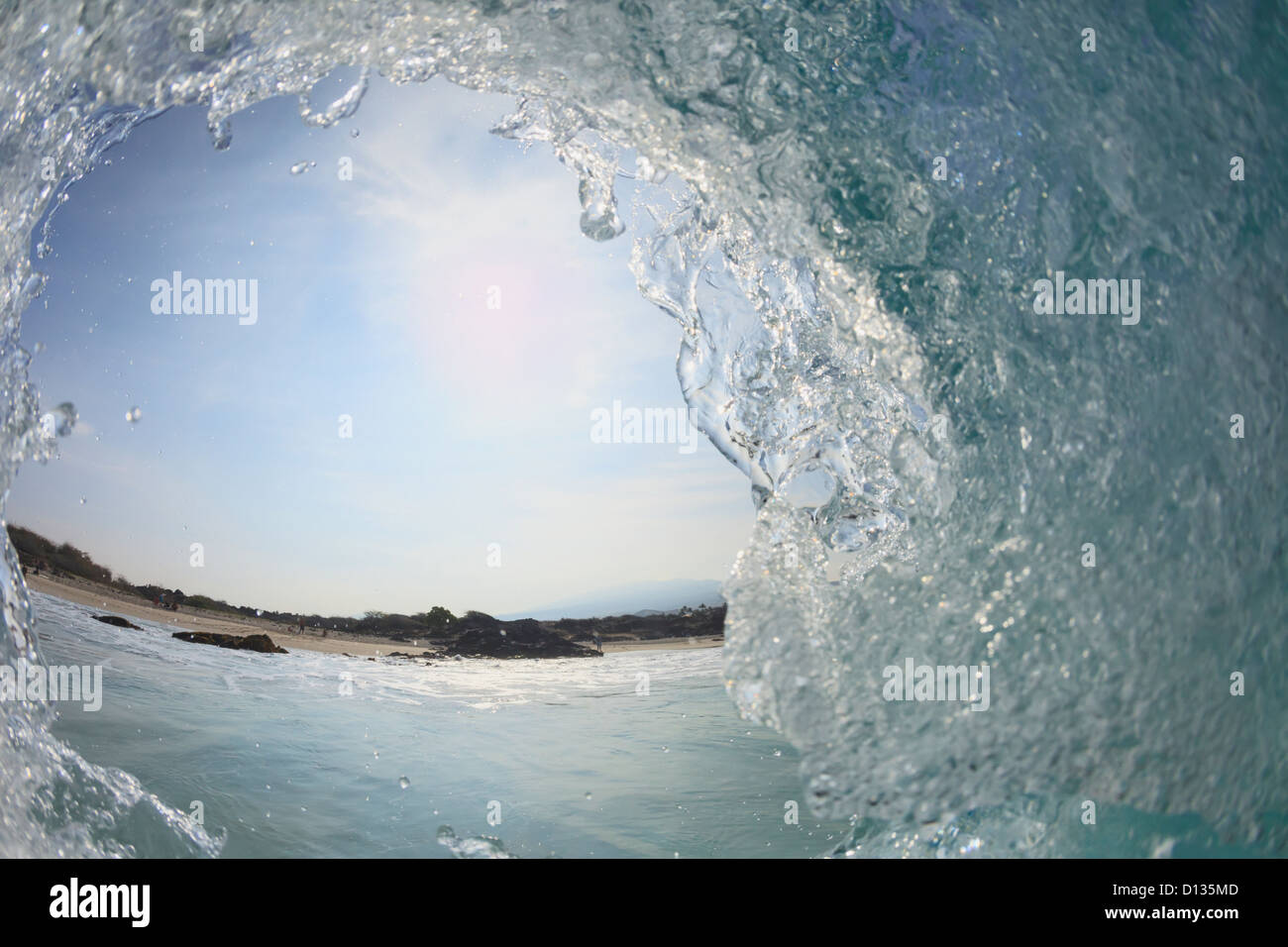 Fisheye Blick auf Welle bricht am Kua Strand nördlich von Kona; Big Island Hawaii Vereinigte Staaten von Amerika Stockfoto